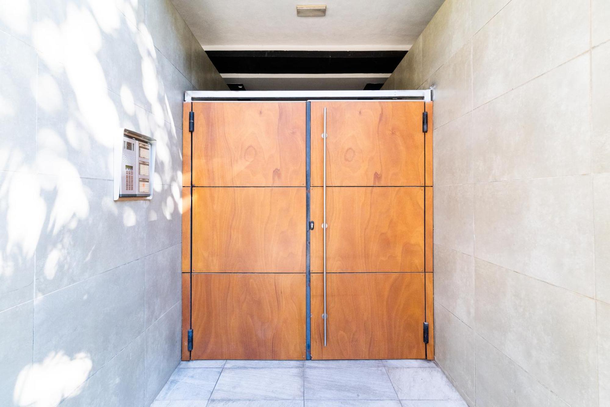 Apartament Tuguest Avenida De La Investigacion - Free Parking Grenada Zewnętrze zdjęcie