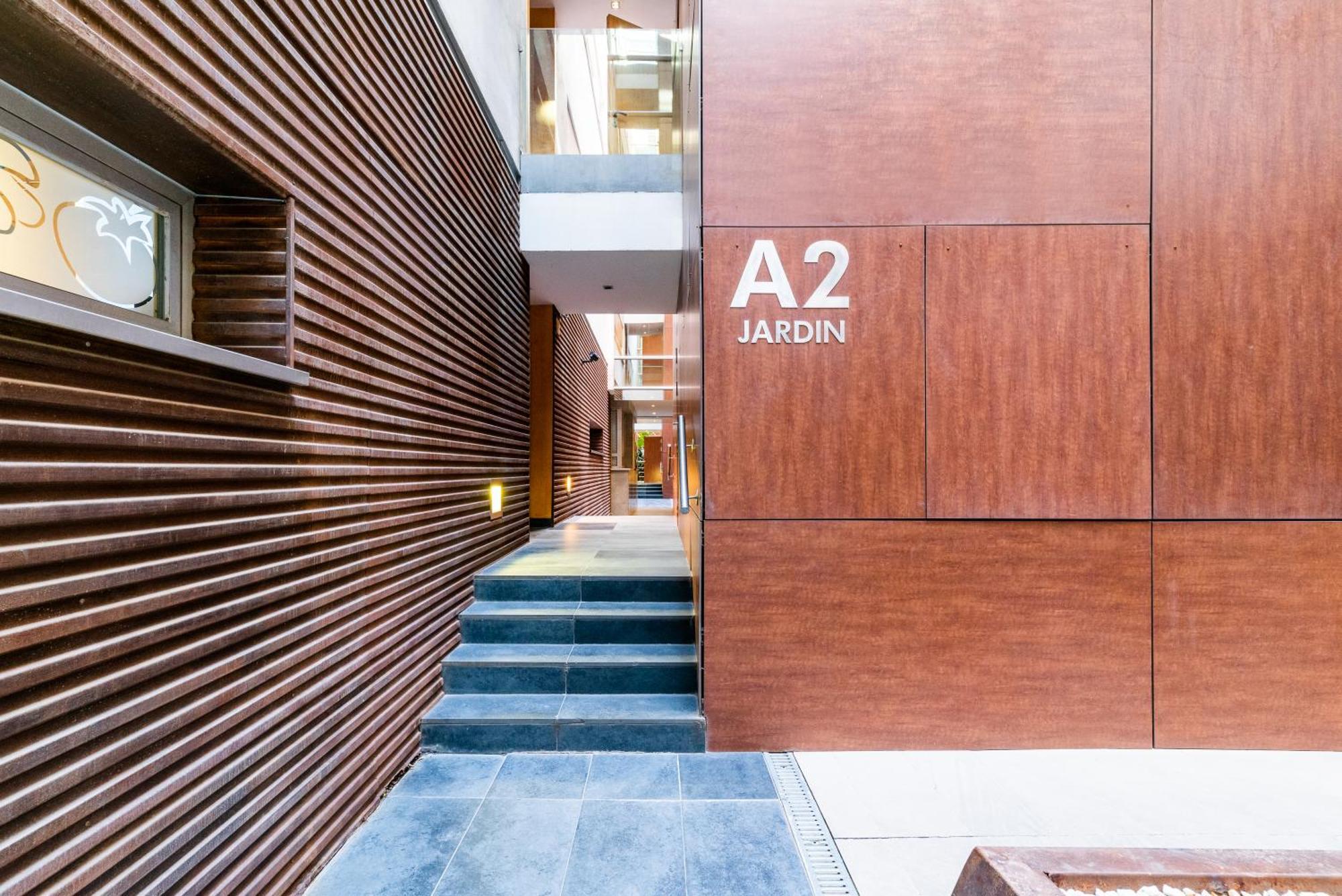 Apartament Tuguest Avenida De La Investigacion - Free Parking Grenada Zewnętrze zdjęcie
